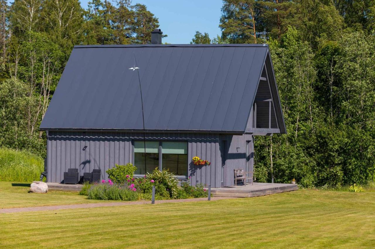 Piesta Riverside Cottage In Soomaa Region Kullimaa Eksteriør billede